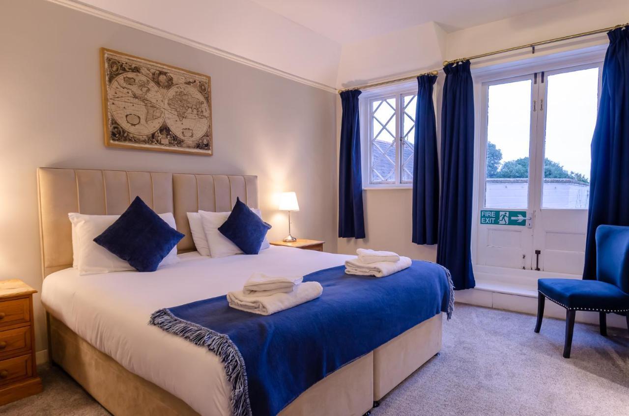 The Alverbank Hotel Gosport Exterior photo