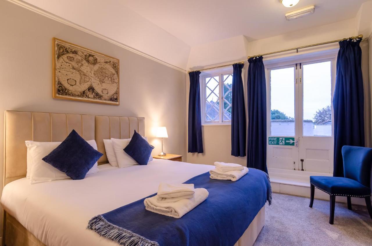 The Alverbank Hotel Gosport Exterior photo