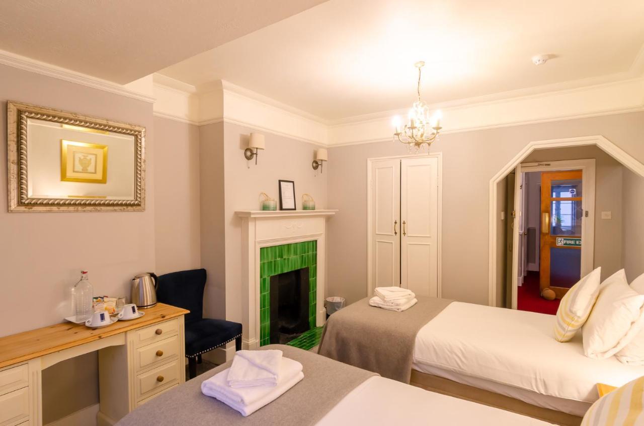 The Alverbank Hotel Gosport Exterior photo